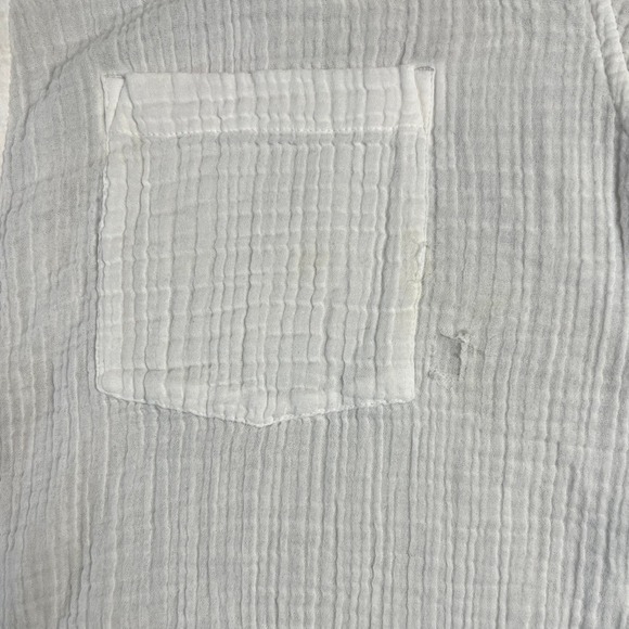 Abercrombie Fitch Trevor Project Mens XLT White Woven S/S ButtonUp Shirt Rainbow - Picture 13 of 13